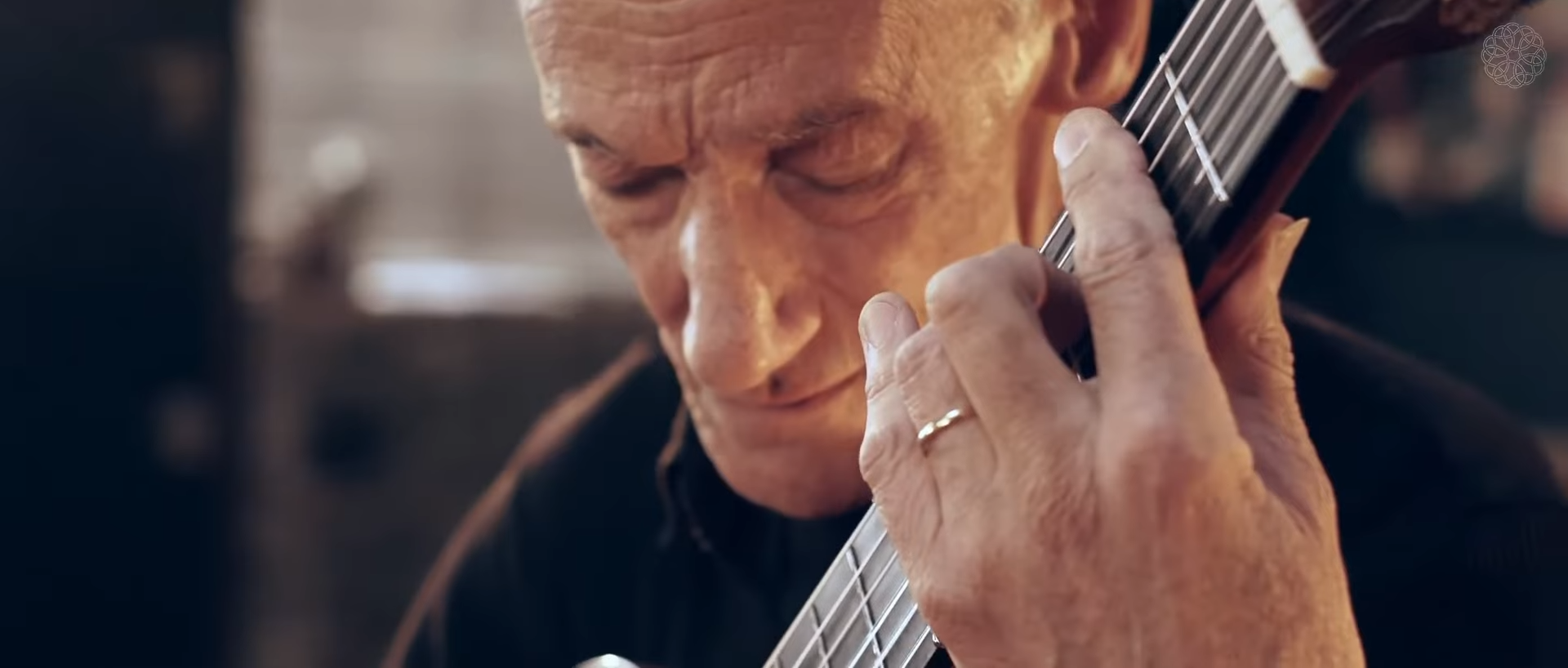 Roberto Aussel plays Chiquilín de Bachín by Astor Piazzolla